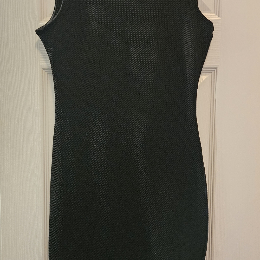 Black Open Back Sleeveless Dress SIZE M (MEDIUM)